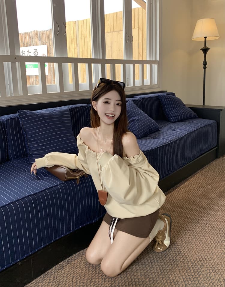 비스듬한 어깨 펌프 로프 웨이 긴팔 디자인 센스 작은 대중 루즈핏 핫걸 오프숄더 맨위 배색 하이웨이스트 타이트 스커트 투피스 세트 상세 이미지 8
