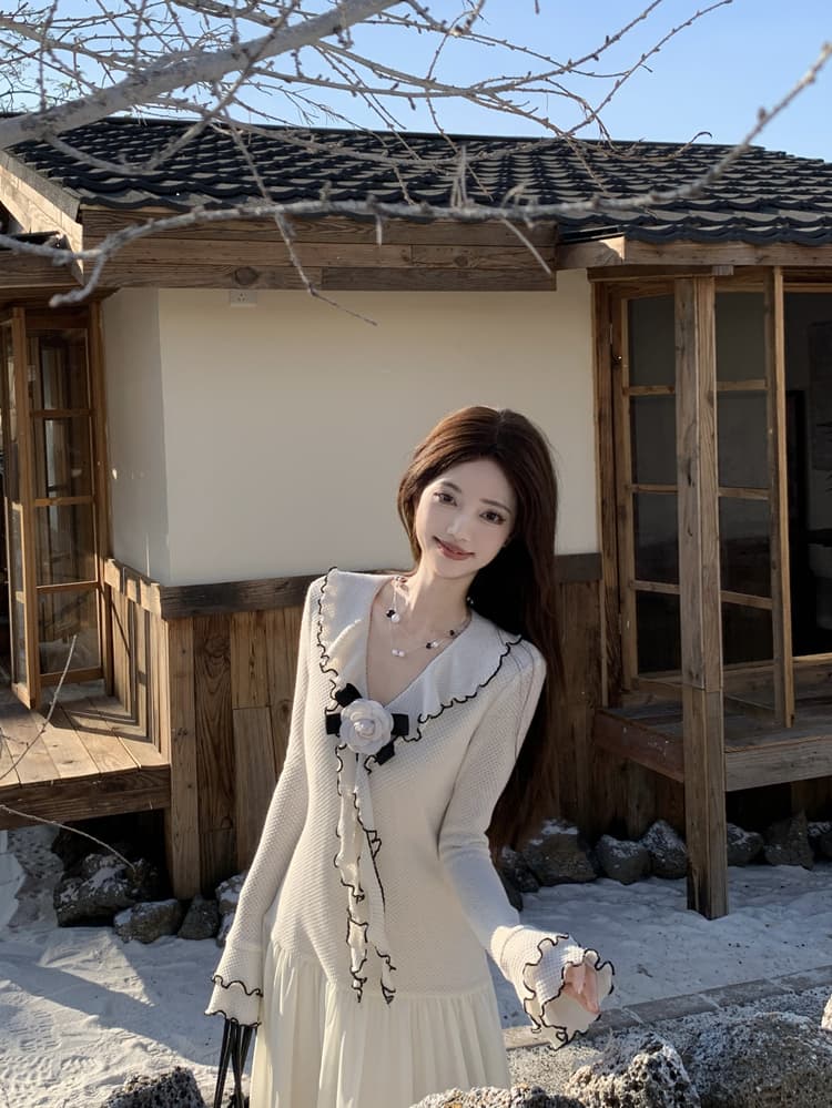 프랑스식 부드러운 바람 화이트 니트 긴 소매 인사이드 가져 가라. 드레스 가을 겨울 디자인 센스 작은 대중 V넥 패치워크 빅 플레어 스커트 상세 이미지 6