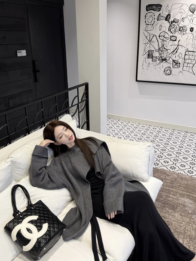 빅 사이즈 통통한 여동생 한 부서 느긋한 불규칙 십자가 숄 망토 오픈 가디건 여성 가을 겨울 인어 꼬리 점프 슈트 치마 세트 상세 이미지 13