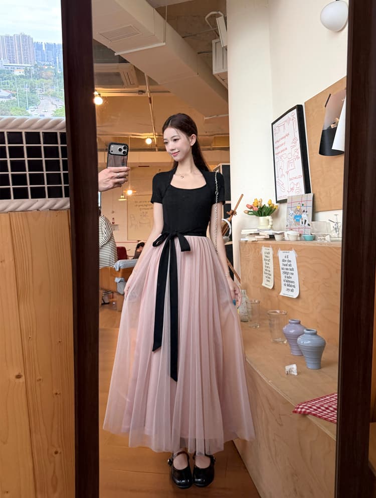 프랑스식 여성 드레스 2026 여름 새로운 핑크색 발레 바람 배색 패치워크 반팔 스트랩 허리 수축 길다 치마 상세 이미지 10