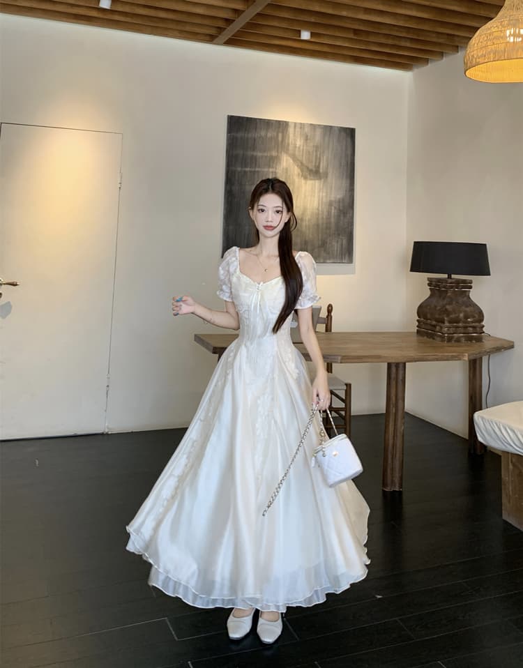 프랑스식 레트로 고급 센스 허리 수축 삽입 슬라이스 패치워크 요정 가스 여성 드레스 2026 년 여름 새로운 휴가 치마 상세 이미지 16