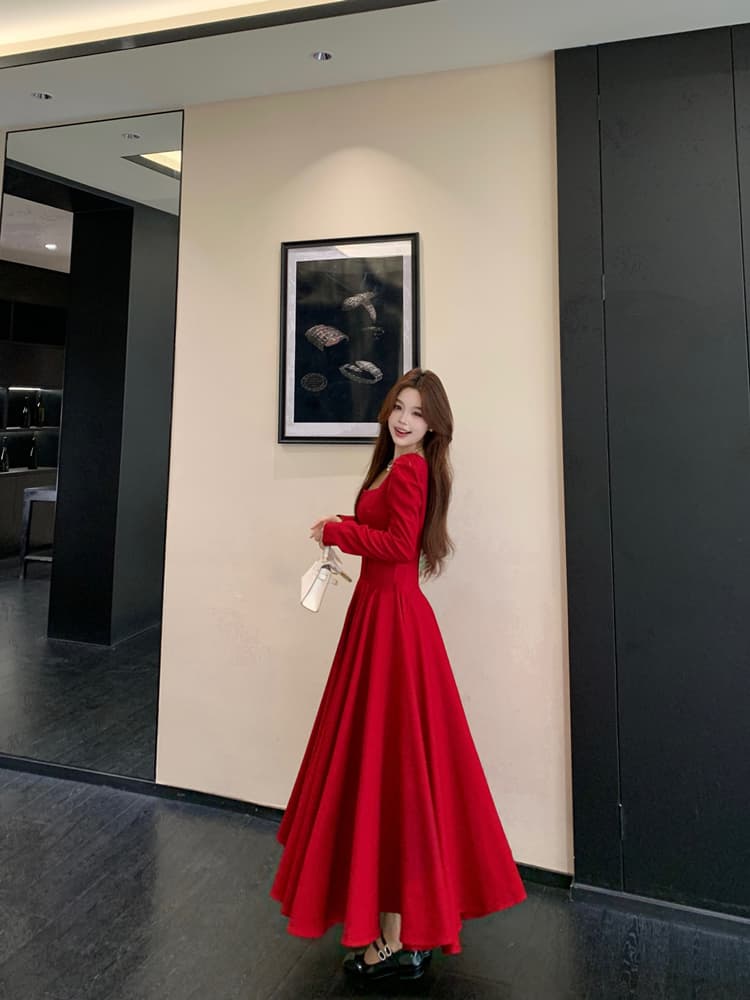 프랑스식 레트로 빨간색 광장 칼라 긴팔 드레스 2026 가을 새로운 품격 허리 수축 슬림해 보이는 대 스윙 길이 치마 상세 이미지 13