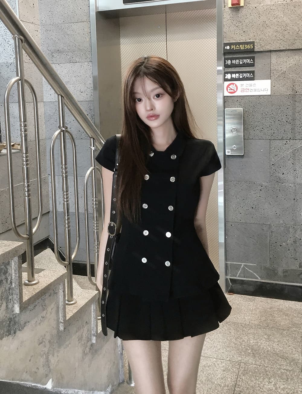 있음 선적 일본식 이중 버튼 허리 수축 슬림해 보이는 반팔 셔츠 재킷 이미지 3