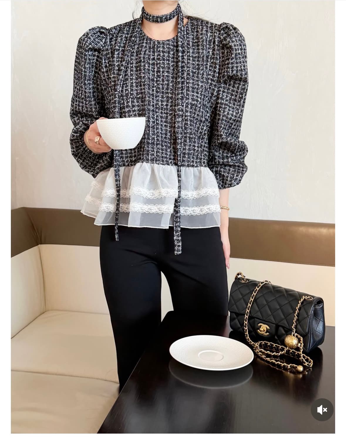 한 스타일 레트로 레이스 패치워크 백 잡아라. 의류 이미지 2