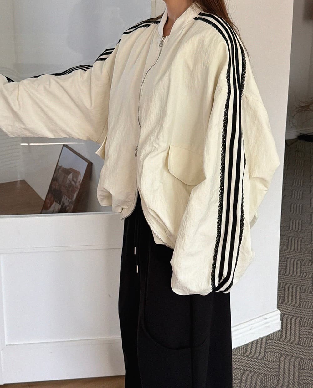 한 스타일 루즈핏 레이스 꾸밈음 대형 재킷 상세 이미지 3