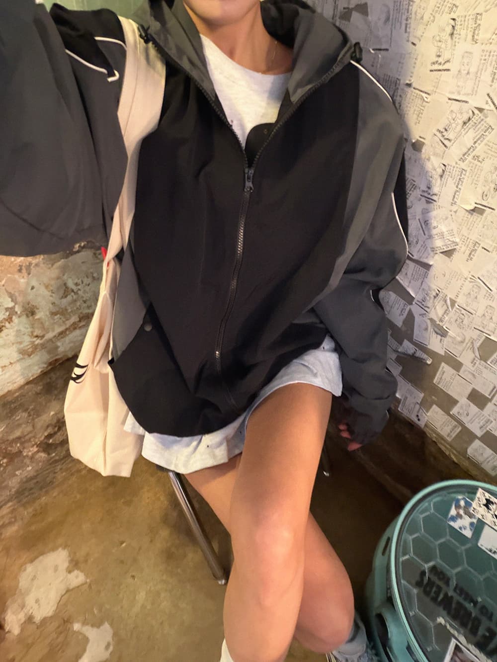 한 스타일 배색 oversize 후드 재킷 상세 이미지 8
