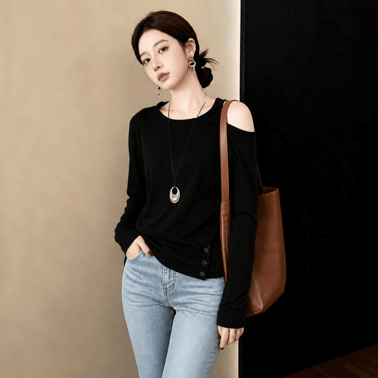 2026 삽입 어깨 소매 짠 셔츠 여성 티셔츠 여성 가을 계절 루즈핏 조수 브랜드 만나는 맨위 아니요 장비 벨트 상세 이미지 6