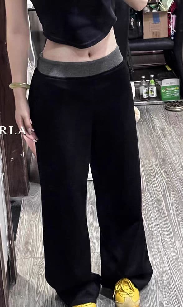 검정색 패치워크 캐주얼 운동 바지 여성 통통한 여동생 mm 하이웨이스트 루즈핏 슬림해 보이는 넓은 다리 바닥 청소 바지 이미지 4