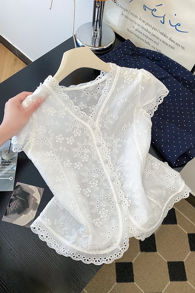 한 부서 레이스 꽃무늬 자수 반팔 여성 셔츠 여름 새로운 작은 대중 디자인 센스 연령 감소 쇼트 스타일 맨위 2025 이미지 6