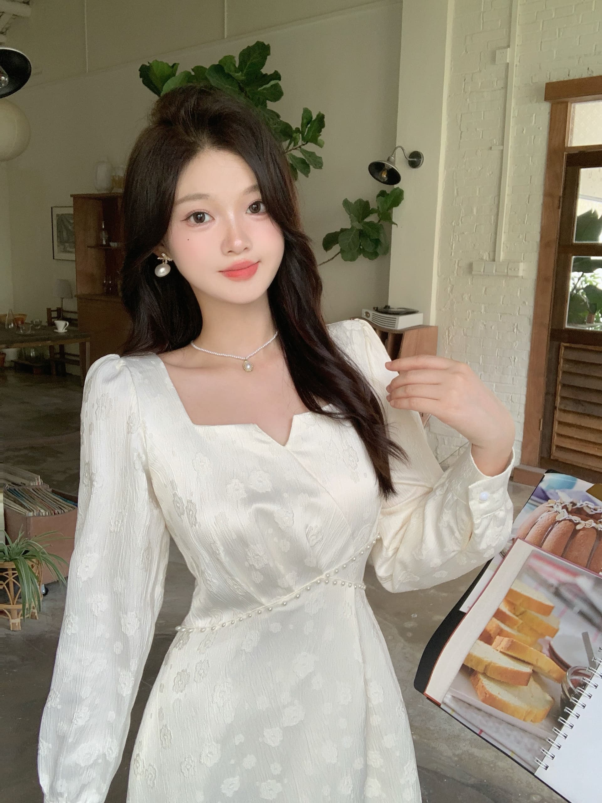 2026 실사 가을 겨울 새로운 패션 품격 부드러운 소녀 빛 럭셔리 휴가 요정 치마 몸매 가꾸기 긴팔 드레스 상세 이미지 4