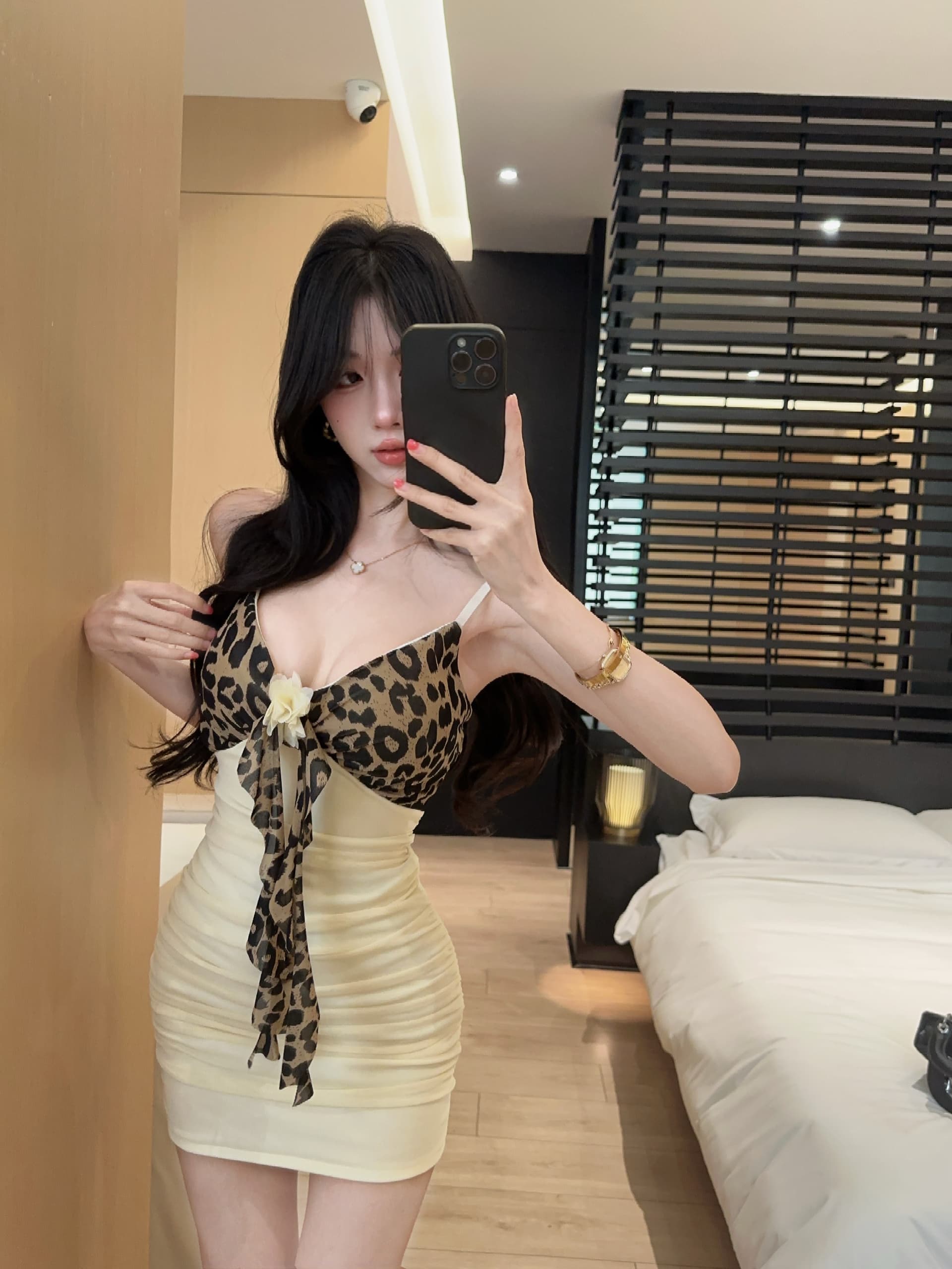 실사 망사 꽃 패치워크 배색 레오파드 무늬 섹시함 타이트 스커트 쇼트 스타일 행침 슬림해 보이는 벨트 드레스 상세 이미지 5