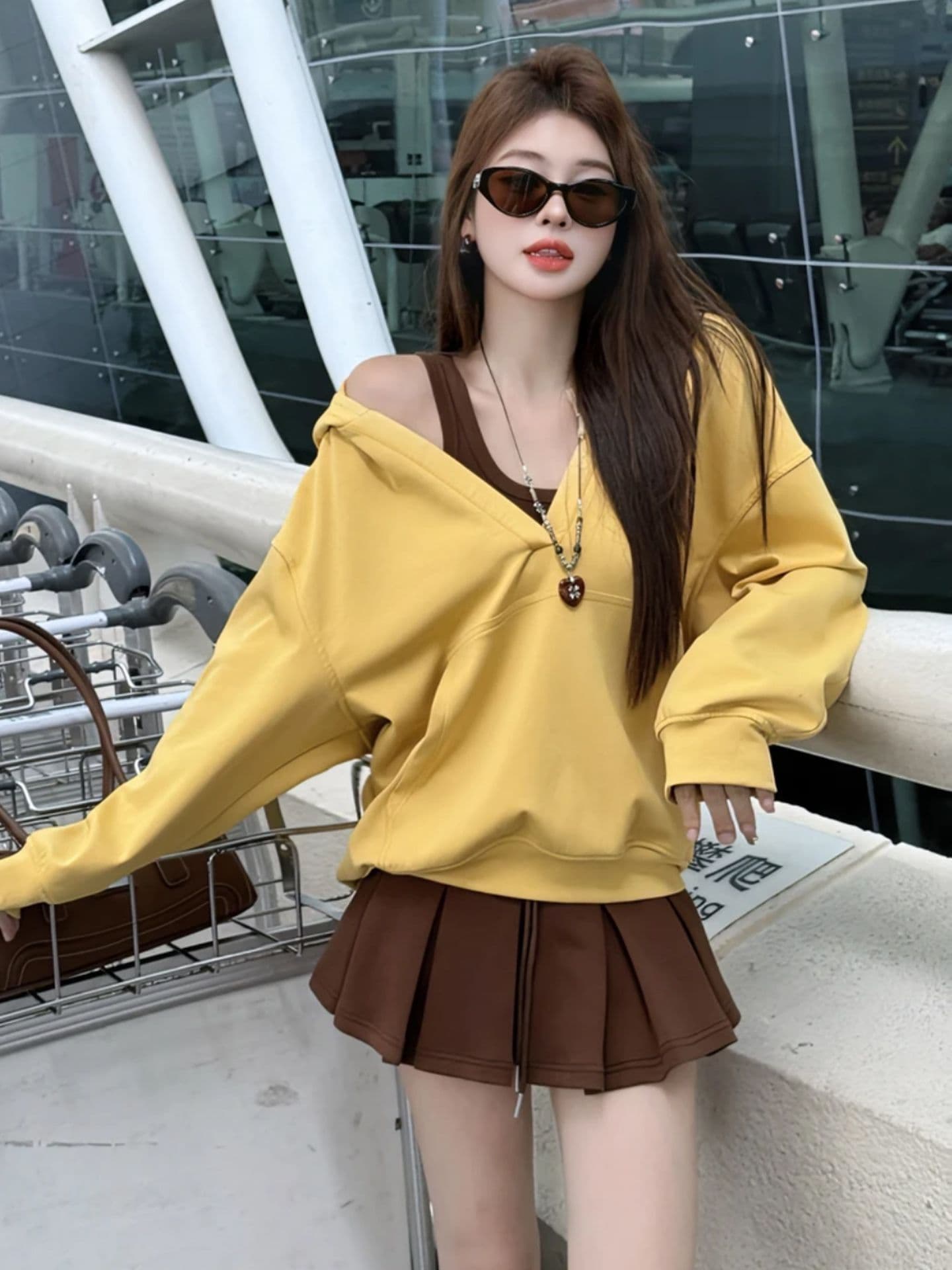 털이 있는 가을 겨울 새로운 달콤함 루즈핏 슬림해 보이는 연령 감소 표지 고기 세련된 느긋한 느슨함 슬립 후드티 세트 이미지 4