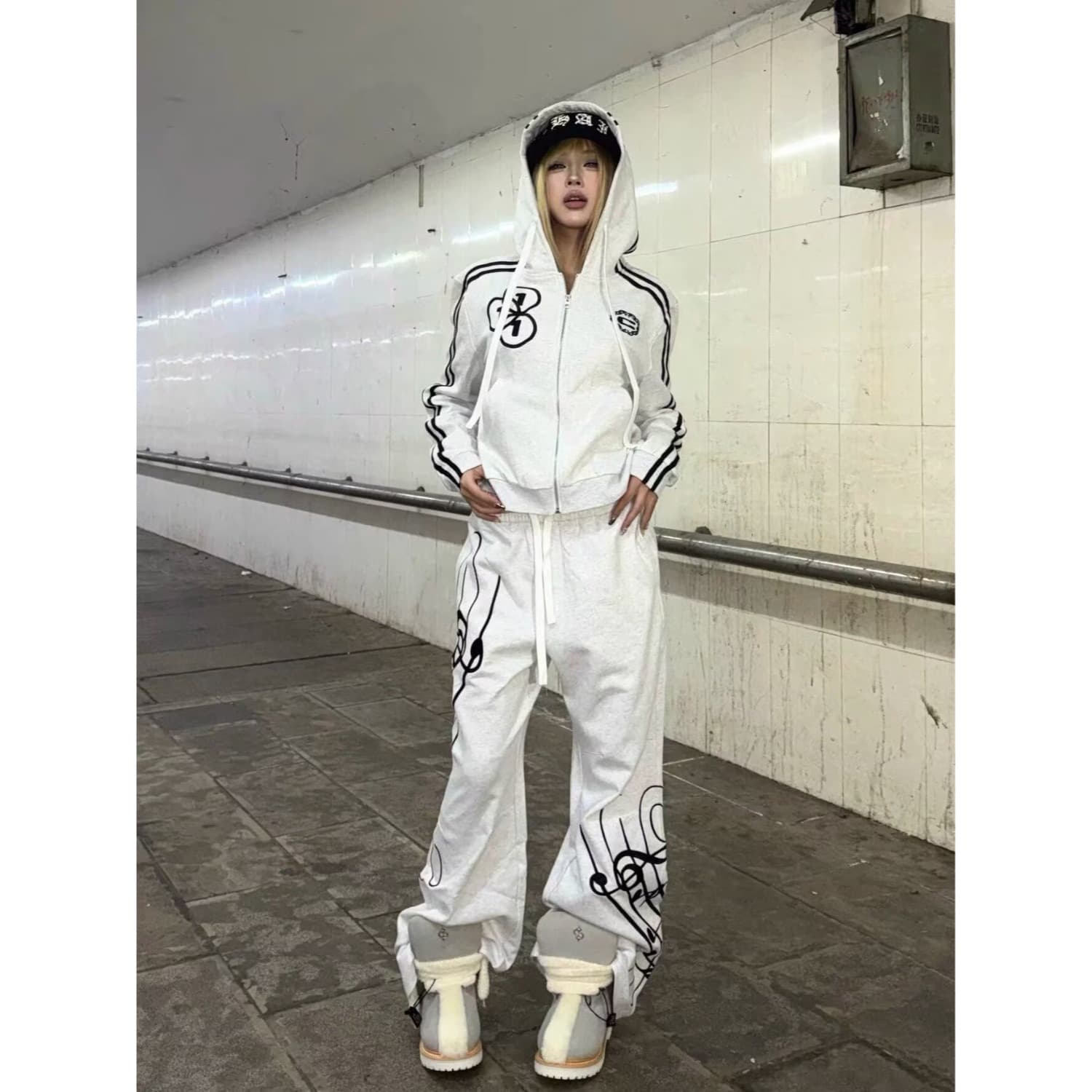아메리칸 거리 알파벳 프린트 펌프 로프 회색 웨이 바지 여성 루즈핏 모통이 칼 바지 웃음 하 재즈 댄스 바지 이미지 5