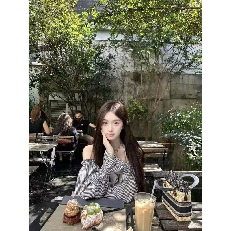 오프숄더 나비 매듭 스트라이프 튜브탑 여성 드레스 여름 프랑스식 품격 허리 수축 자이언트 잘 생긴 케이크 짧은 치마 이미지 5
