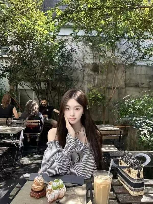 오프숄더 나비 매듭 스트라이프 튜브탑 여성 드레스 여름 프랑스식 품격 허리 수축 자이언트 잘 생긴 케이크 짧은 치마 상세 이미지 3