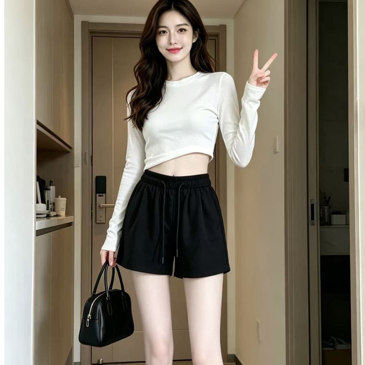 화이트 얼음 실크 야마모토 반바지 여성 2026 새로운 여름 외출용 빅 사이즈 캐주얼 루즈핏 5 점 운동 바지 이미지 5