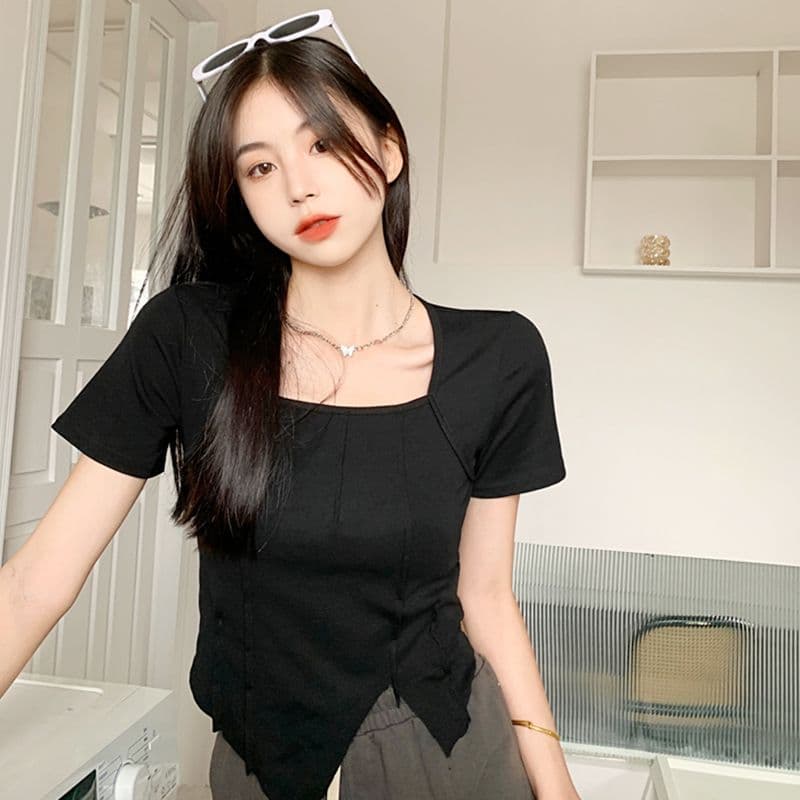 검정색 광장 칼라 긍정적 인 어깨 반팔 티셔츠 여성 여름 디자인 센스 작은 대중 핫걸 슬림해 보이는 불규칙 맨위
