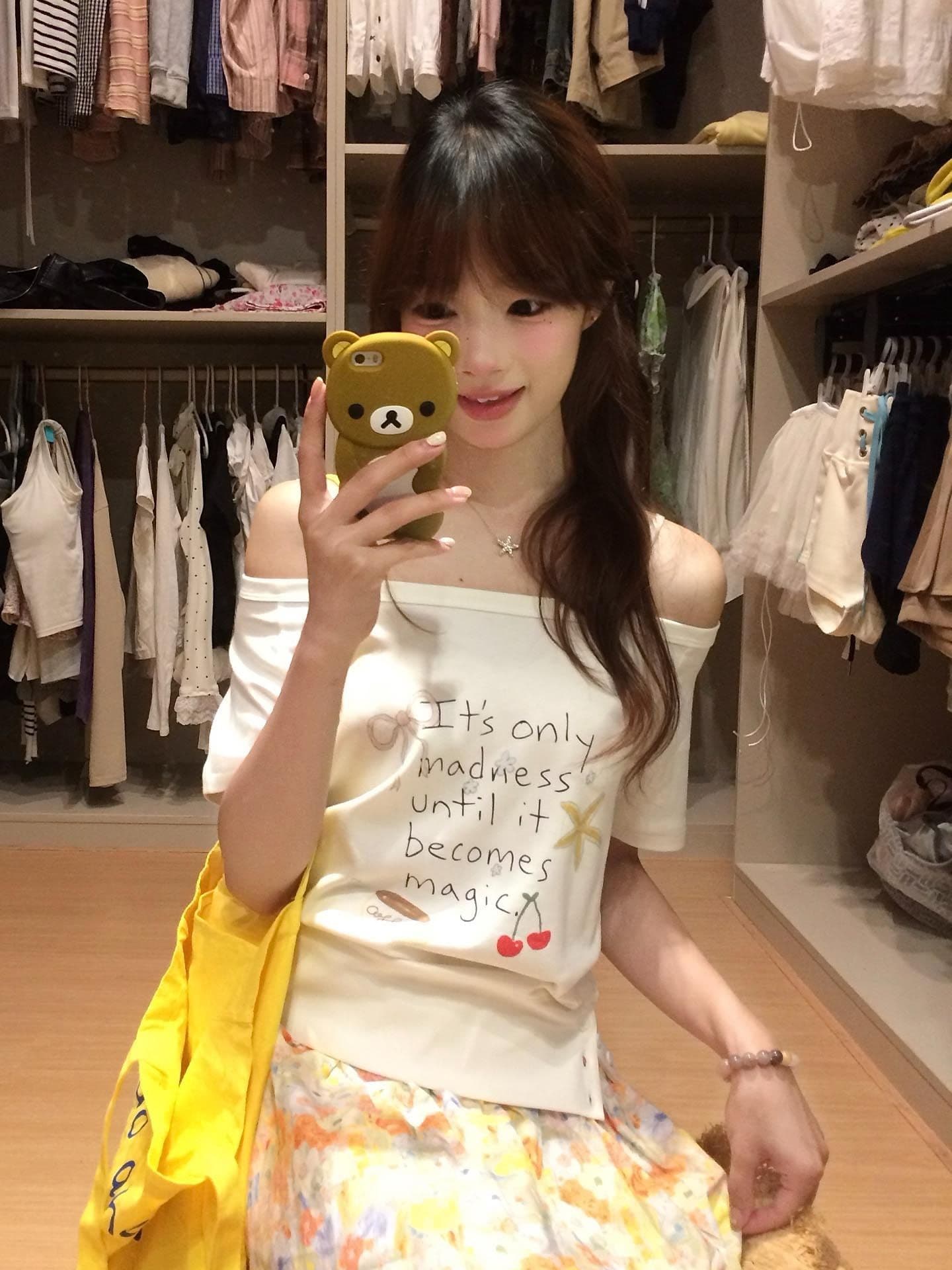 아메리칸 핫걸 비스듬한 어깨 수채화 낙서 화이트 반팔 티셔츠 여성 여름 새로운 루즈핏 슬림해 보이는 오프숄더 맨위 트렌디 상세 이미지 6