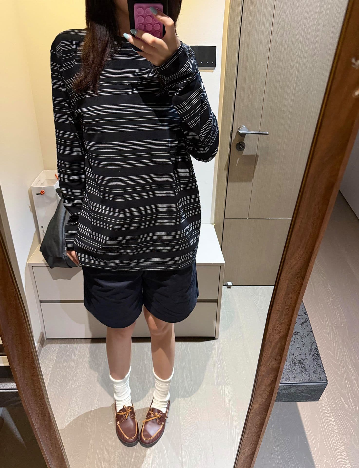 원본 솜씨 55 순면 45 폴리에스터 광저우 원단 긴팔 티셔츠 여성 상세 이미지 3