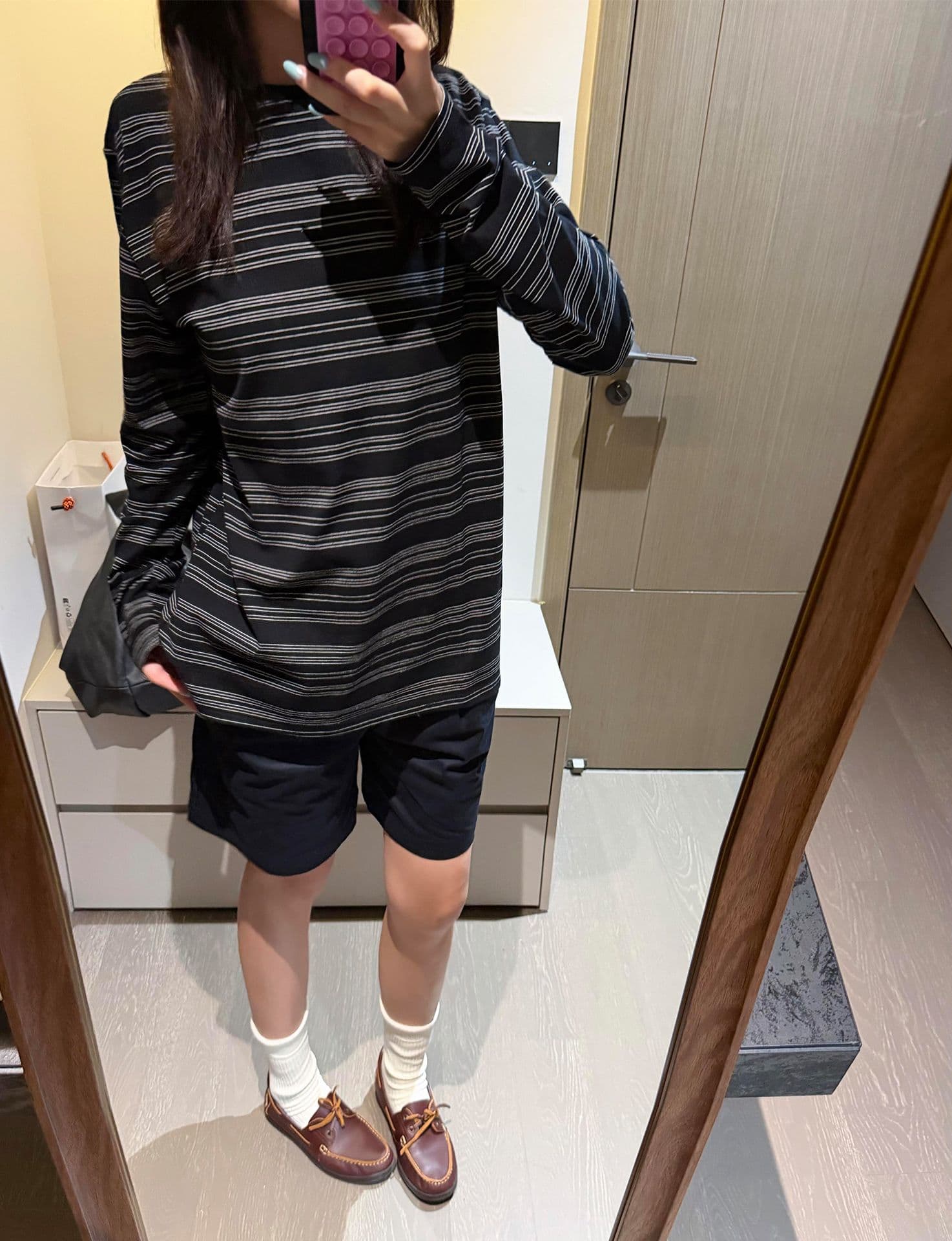 원본 솜씨 55 순면 45 폴리에스터 광저우 원단 긴팔 티셔츠 여성 상세 이미지 4