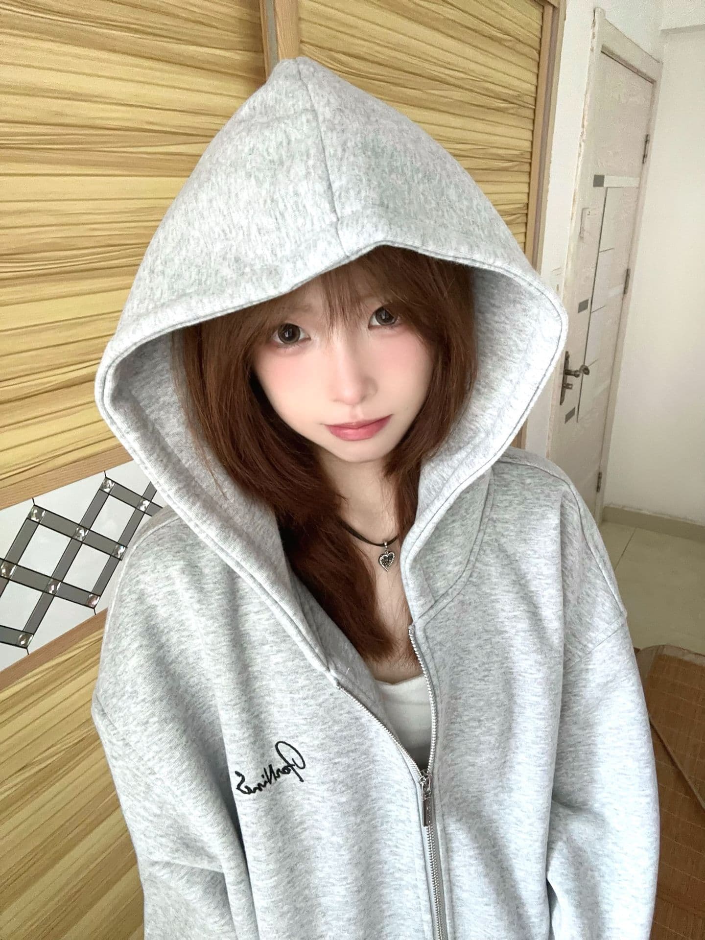 얇은 스타일 자수 측면 지퍼 이후 패키지 칼라 순수한 Mianhua 면 복합 후드티 여성