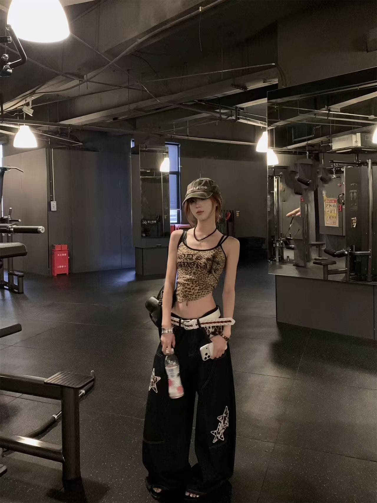 아메리칸 새로운 디자인 암소 레오파드 무늬 별 자수 패치워크 검정색 데님 캐주얼 바지 아이들 상세 이미지 3
