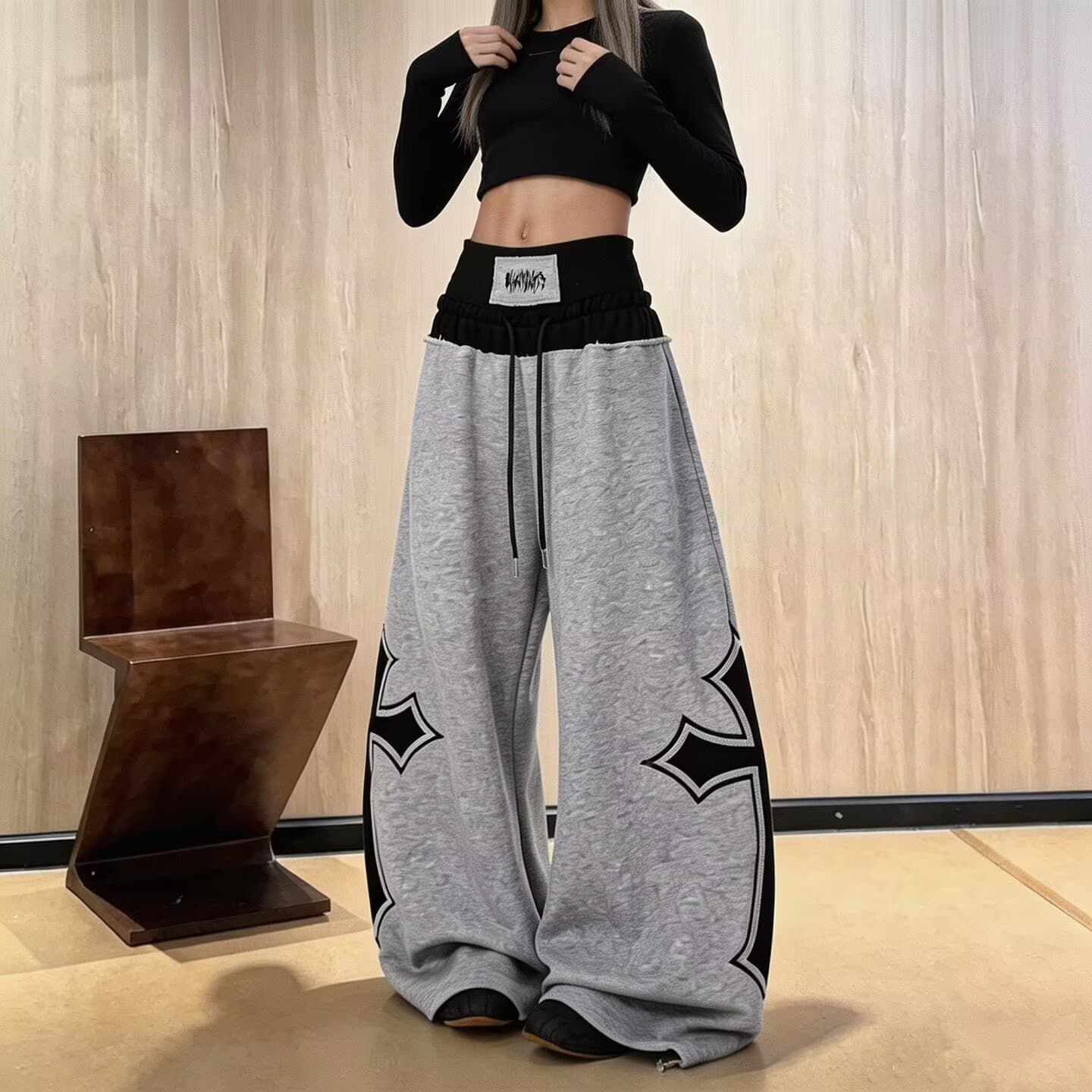 아메리칸 배색 패치워크 십자가 웨이 바지 여성 가을 모통이 칼 디자인 센스 작은 대중 루즈핏 넓은 다리 길이 바지 상세 이미지 1