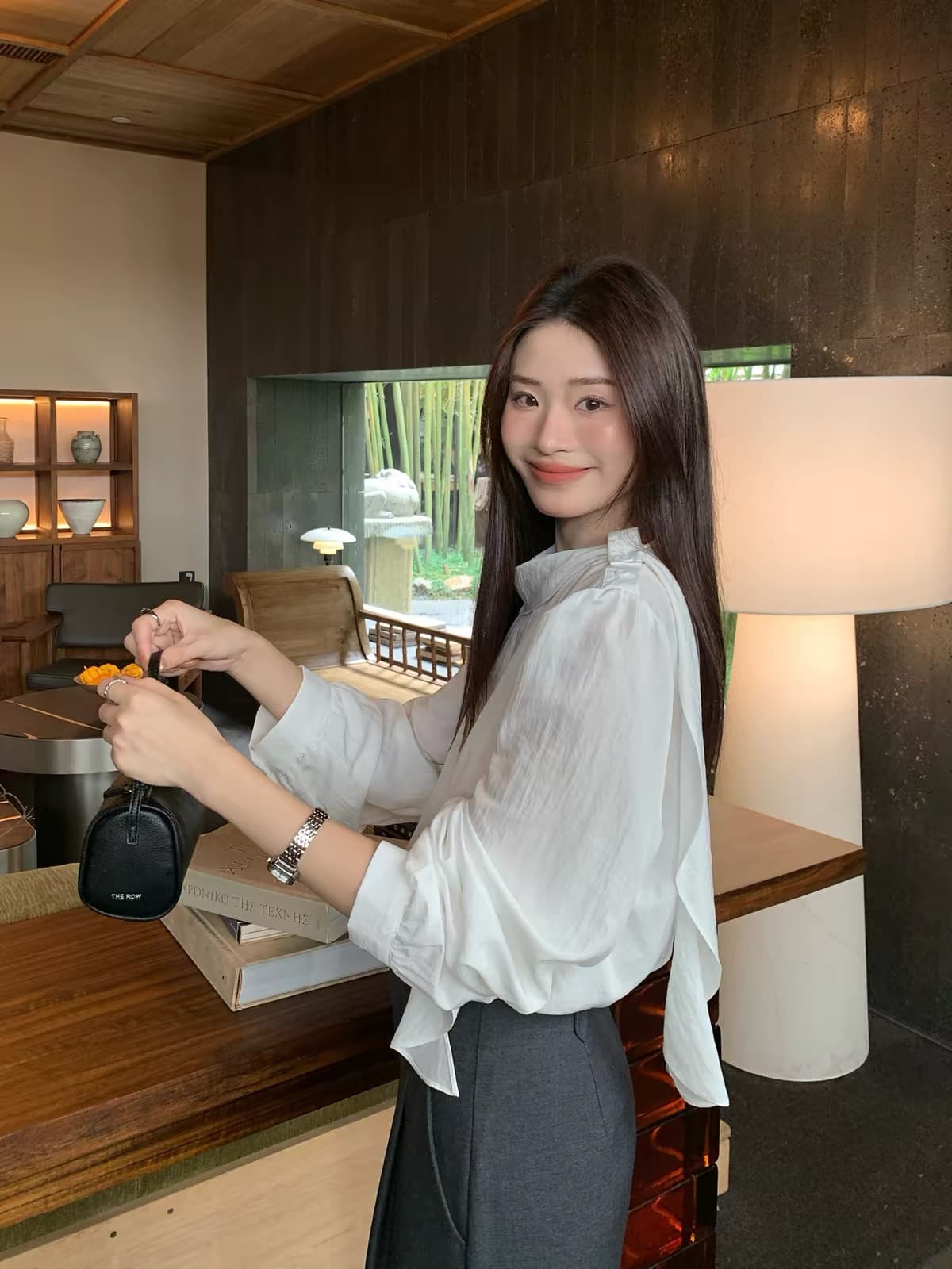 화이트 리본 칼라 얇은 스타일 인사이드 가져 가라. 싱글 착용 여성 셔츠 가을 긴팔 출퇴근 캐주얼 셔츠 상세 이미지 5