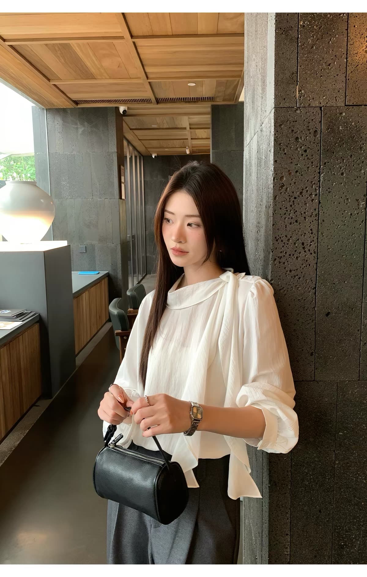 화이트 리본 칼라 얇은 스타일 인사이드 가져 가라. 싱글 착용 여성 셔츠 가을 긴팔 출퇴근 캐주얼 셔츠 상세 이미지 7