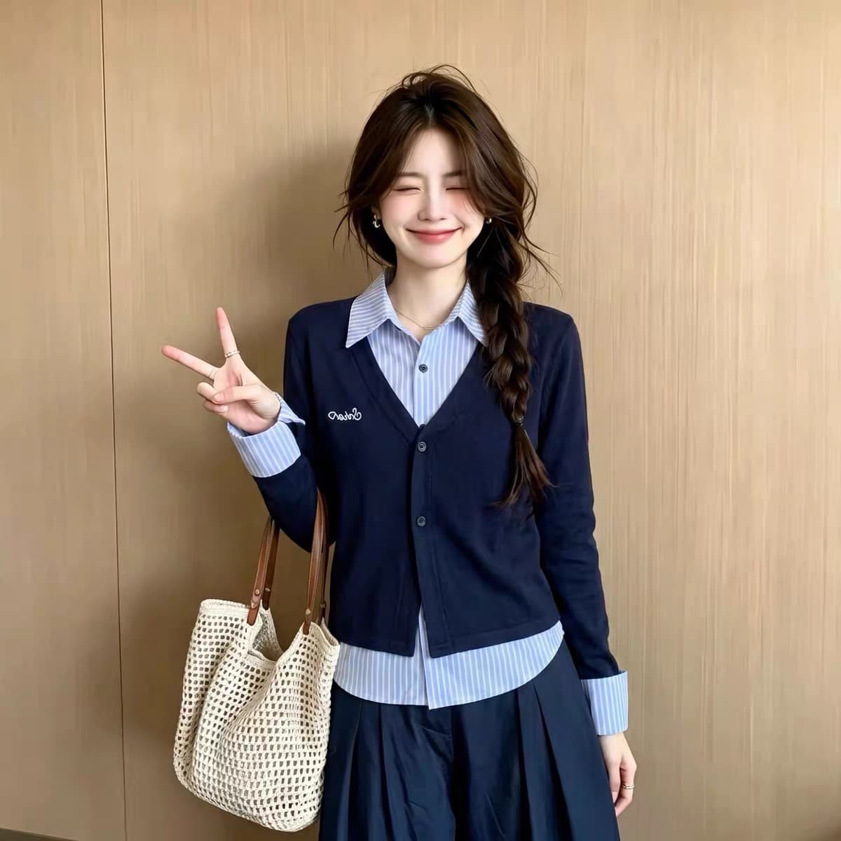 2026 이른 가을 새로운 달콤함 페이크 레이어드 스트라이프 패치워크 연령 감소 긴팔 셔츠 여성 셔츠 상세 이미지 2