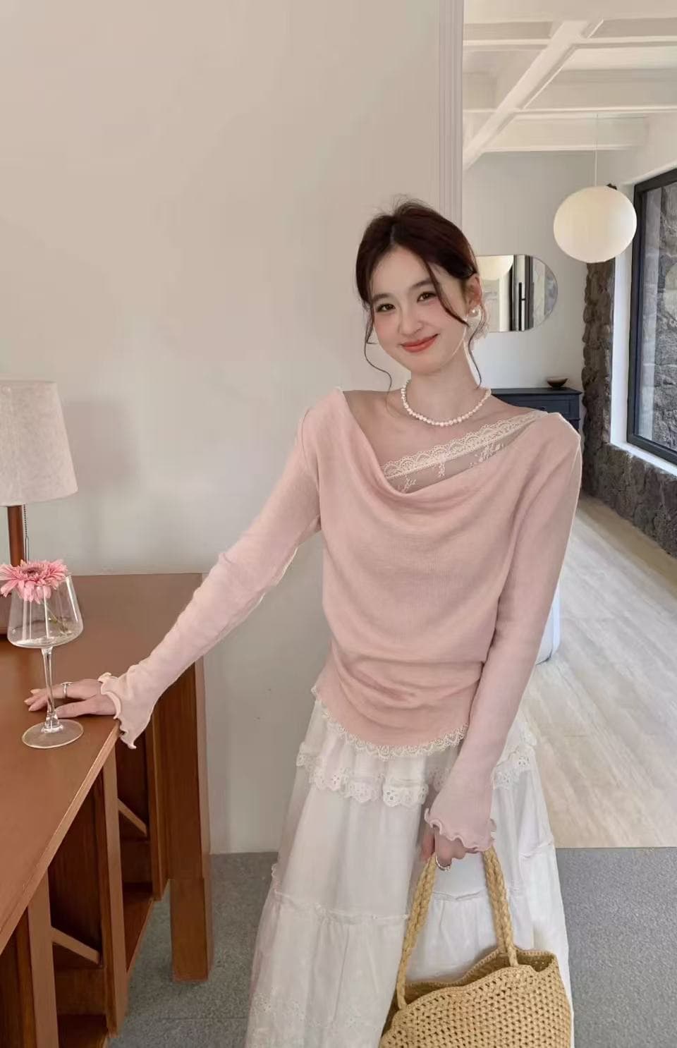핑크색 작은 이슬 향기로운 어깨 흔들다 칼라 페이크 레이어드 티셔츠 기본 셔츠 여성 이른 봄 싱글 착용 슈퍼 잘 생긴 Chic 작은 셔츠 맨위 상세 이미지 2