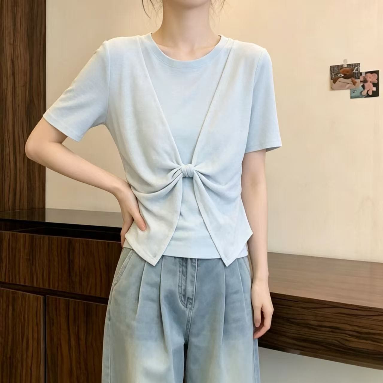 페이크 레이어드 하늘색 긍정적 인 어깨 반팔 티셔츠 여성 2026 여름 새로운 빅 사이즈 지방 mm 루즈핏 표지 배 비틀림 맨위 상세 이미지 4