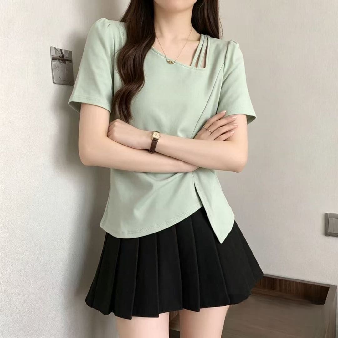 300 근 빅 사이즈 디자인 센스 비스듬한 칼라 홀로우 아웃 긍정적 인 어깨 반팔 티셔츠 여름 지방 mm 표지 배 슬림해 보이는 불규칙 맨위 상세 이미지 8