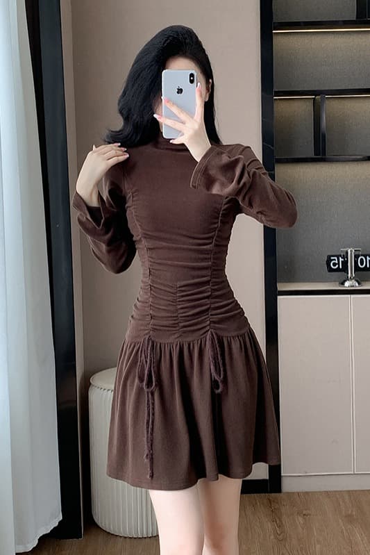실사 힘 슬림해 보이는 인사이드 가져 가라. 감기 연기 브라운 몸매 가꾸기 쇼트 스타일 펌프 Pleat 니트 드레스 이미지 7