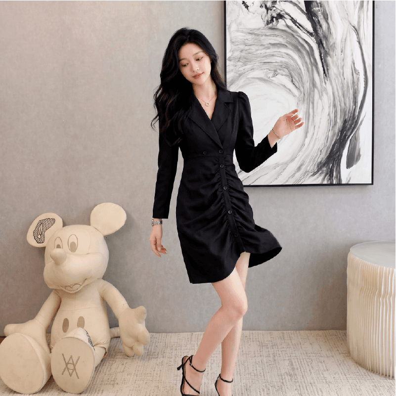 이른 가을 새로운 정장 칼라 단추 주름 장식 레트로 몸매 가꾸기 슬림해 보이는 품격 드레스 이미지 3