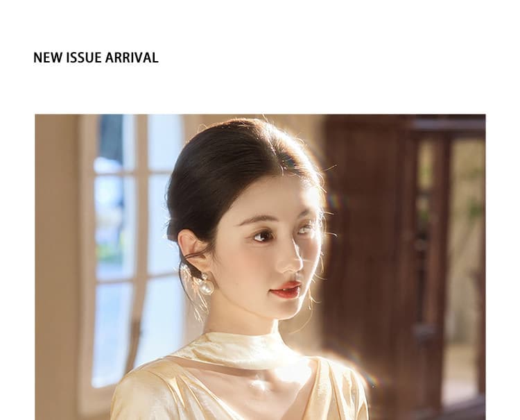 프랑스식 고급 빛 럭셔리 작은 대중 빛 예복 연례 회의 생일 참여 드레스 얕은 금 신부 서비스 아침 로브 상세 이미지 5