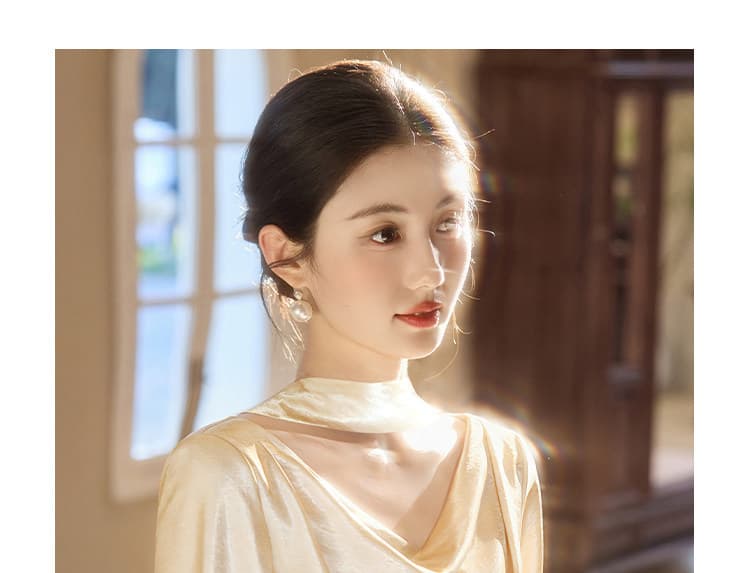 프랑스식 고급 빛 럭셔리 작은 대중 빛 예복 연례 회의 생일 참여 드레스 얕은 금 신부 서비스 아침 로브 상세 이미지 14