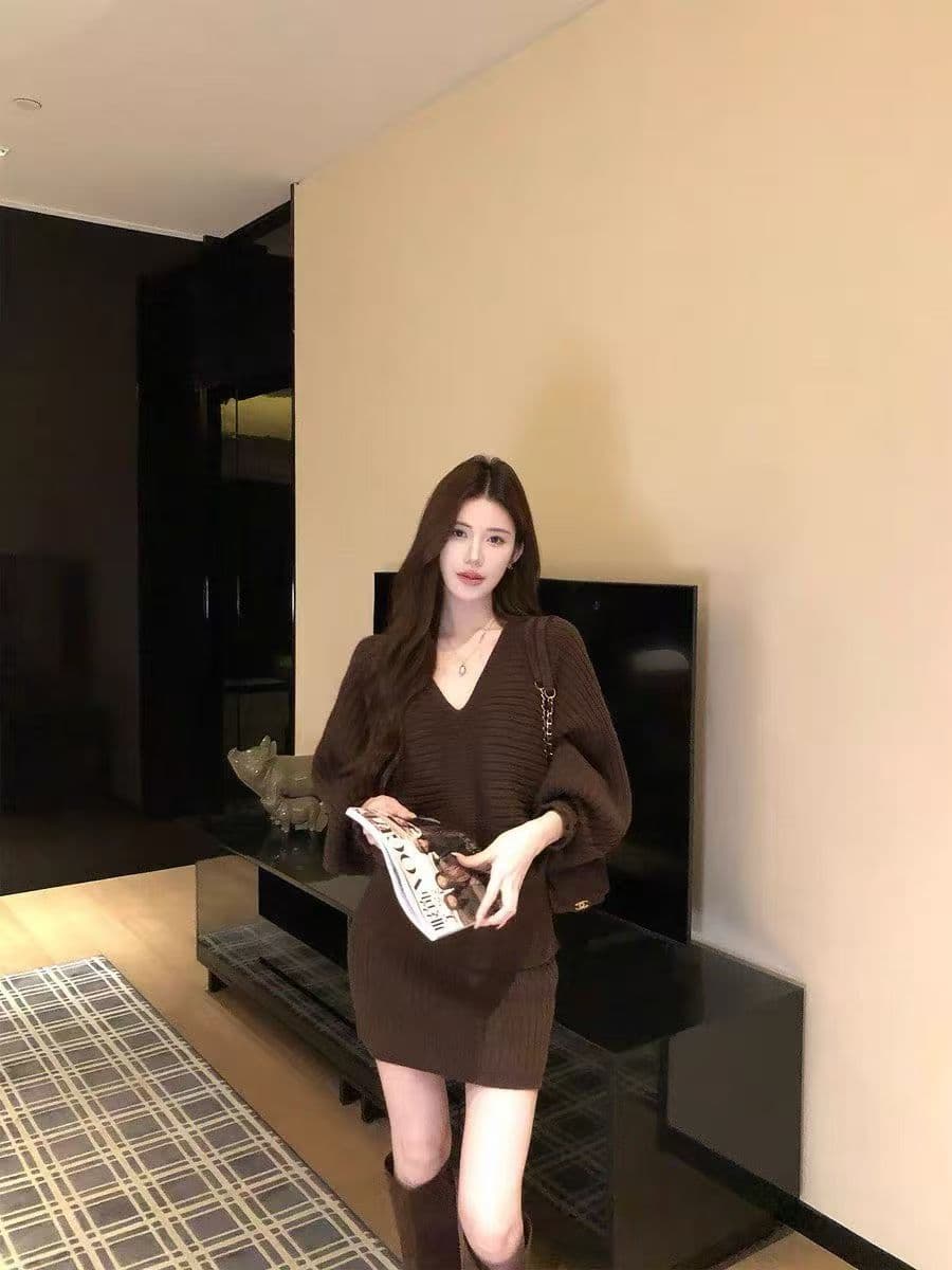 느긋한 바람 V넥 니트 맨위 몸매 가꾸기 타이트 스커트 반신 치마 세트 여성 가을 겨울 품격 출퇴근 착용 가져 가라. 전체 집합 상세 이미지 5