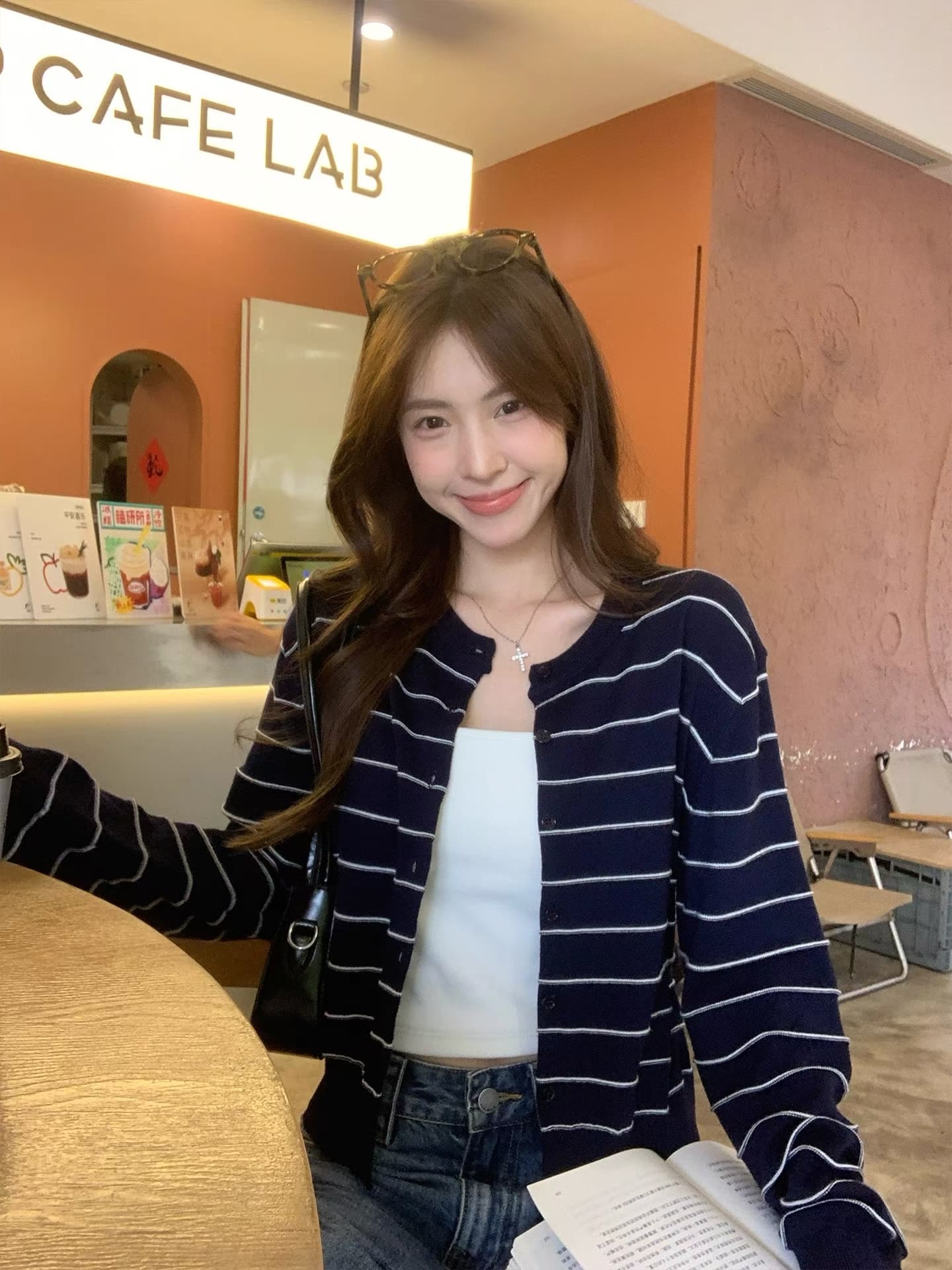 한 부서 학원 스타일 스트라이프 라운드 넥 양모 니트 오픈 가디건 여성 가을 겨울 캐주얼 다용도 스웨터 긴팔 재킷 맨위 이미지 2