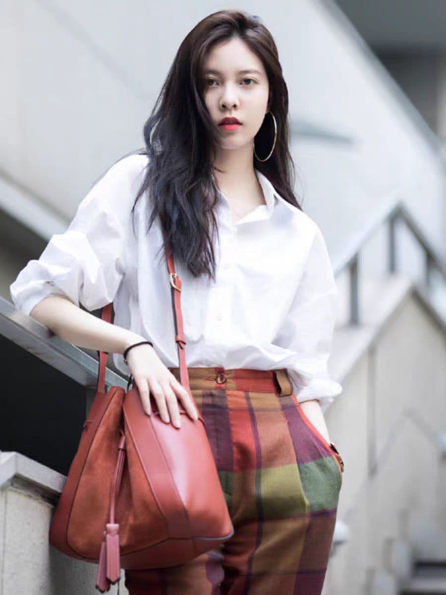 화이트 여성 셔츠 루즈핏 캐주얼 2026 이른 봄 새로운 인사이드 잡아라. 의류 긴팔 면 셔츠 여성 디자인 센스 작은 대중 이미지 4