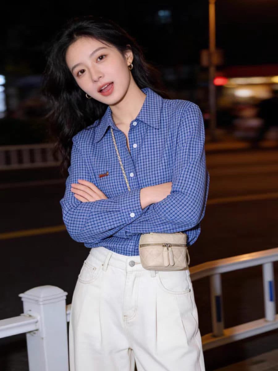 일상 캐주얼 파란색 여성 셔츠 2026 봄 가을 새로운 폴로 칼라 긴팔 작은 키 외국 가스 다용도 체크무늬 셔츠 이미지 4