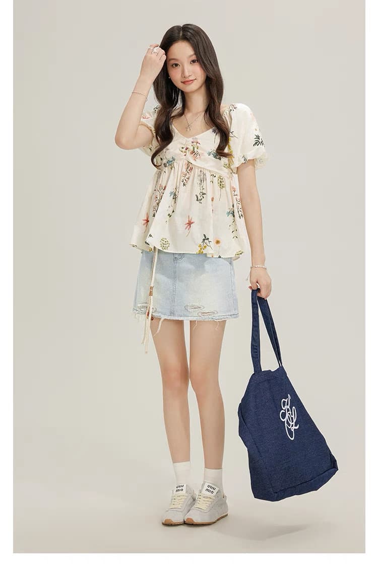 여름 품격 다용도 한 부서 부드러운 V넥 거품 소매 꽃무늬 작은 셔츠 상세 이미지 4
