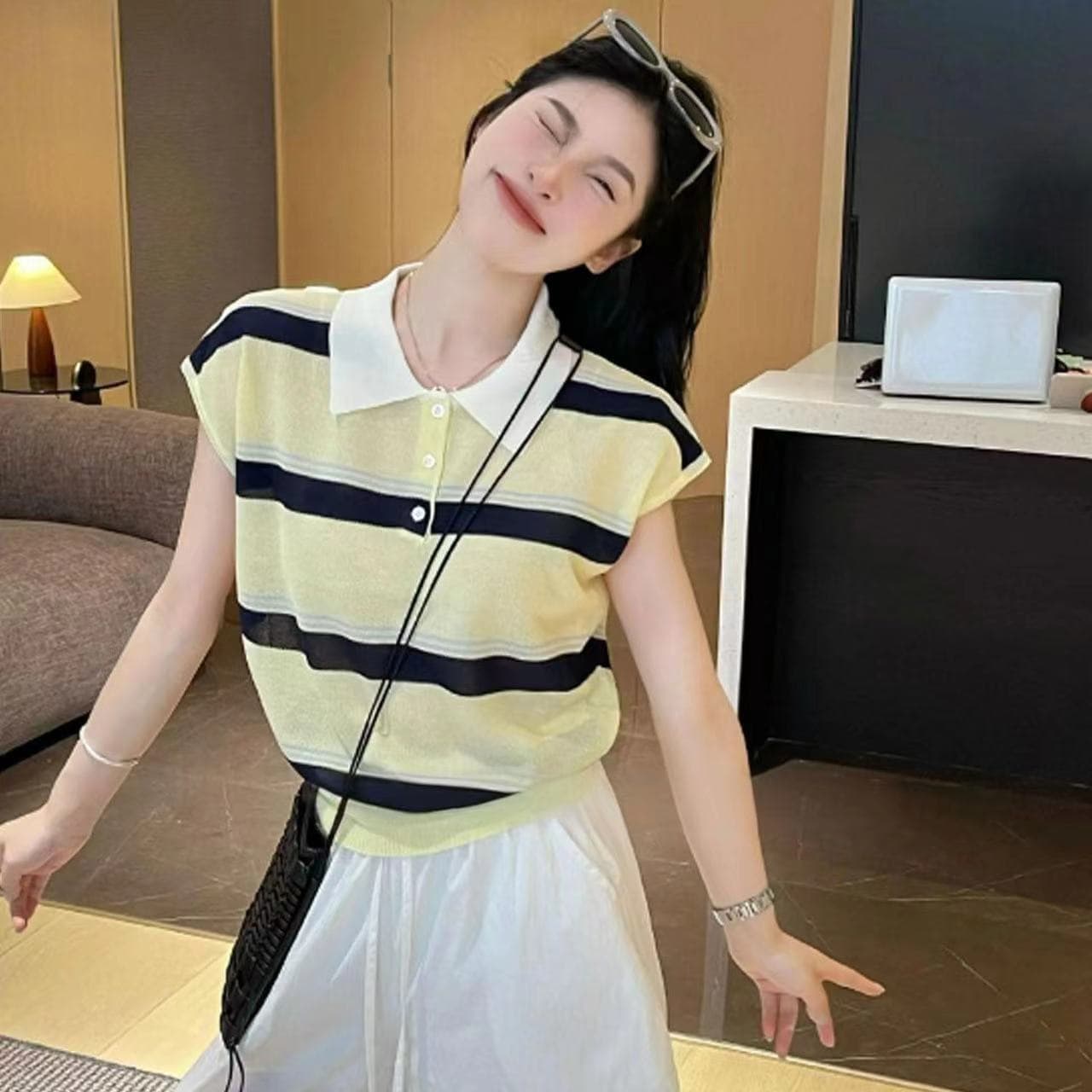 한 부서 스트라이프 POLO 칼라 얼음 실크 니트 반팔 티셔츠 여성 여름 루즈핏 슬림해 보이는 Chic 고유 한 맨위 상세 이미지 13