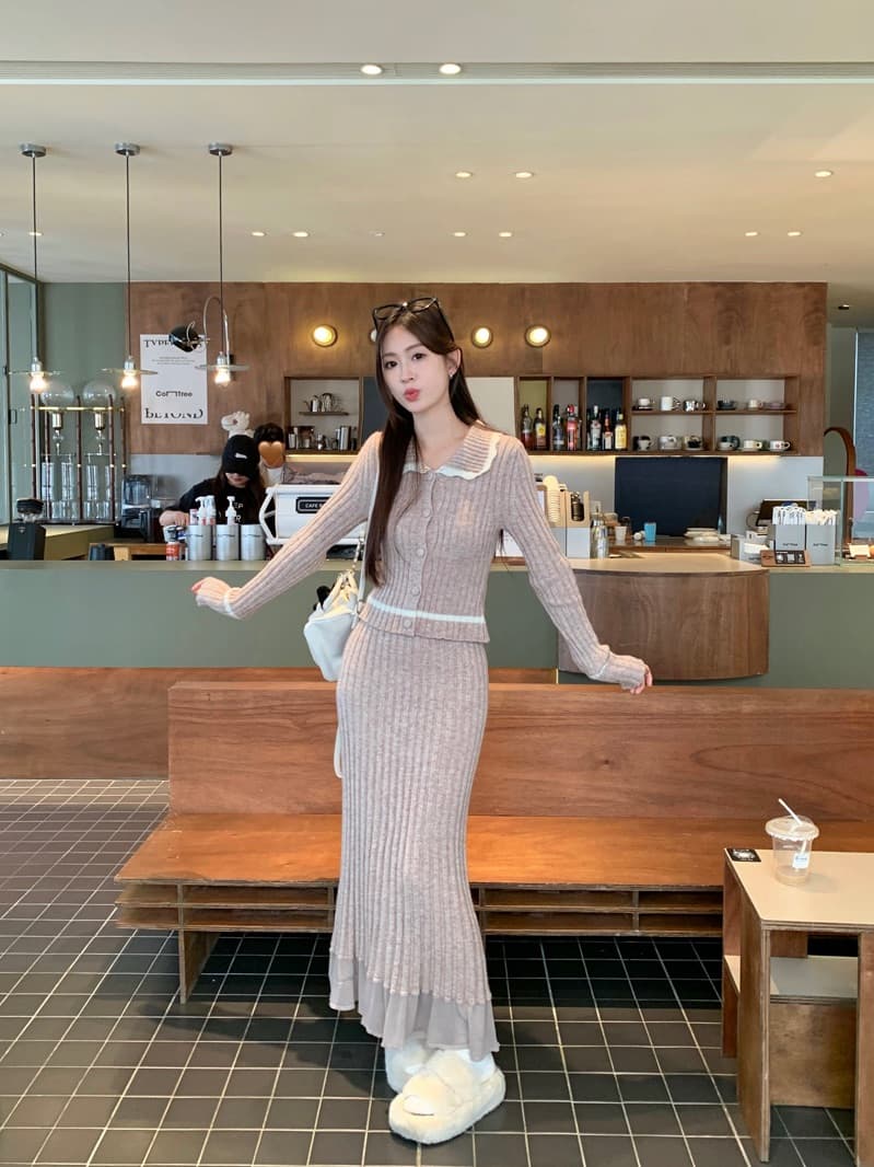 늦게 우산 우산 fw 런던 손 편지 모카 밝은 갈색 배색 폴로 칼라 니트 스웨터 패치워크 롱 스커트 미니 스커트 세트 상세 이미지 6