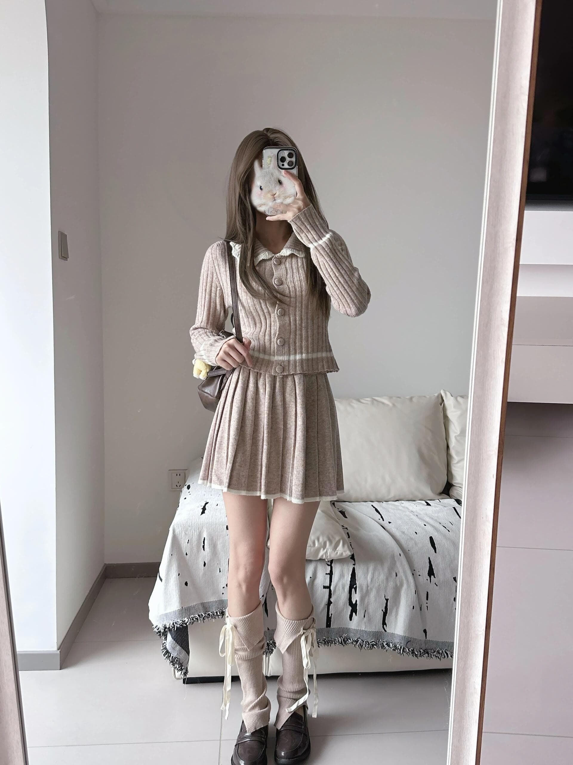 늦게 우산 우산 fw 런던 손 편지 모카 밝은 갈색 배색 폴로 칼라 니트 스웨터 패치워크 롱 스커트 미니 스커트 세트 상세 이미지 10