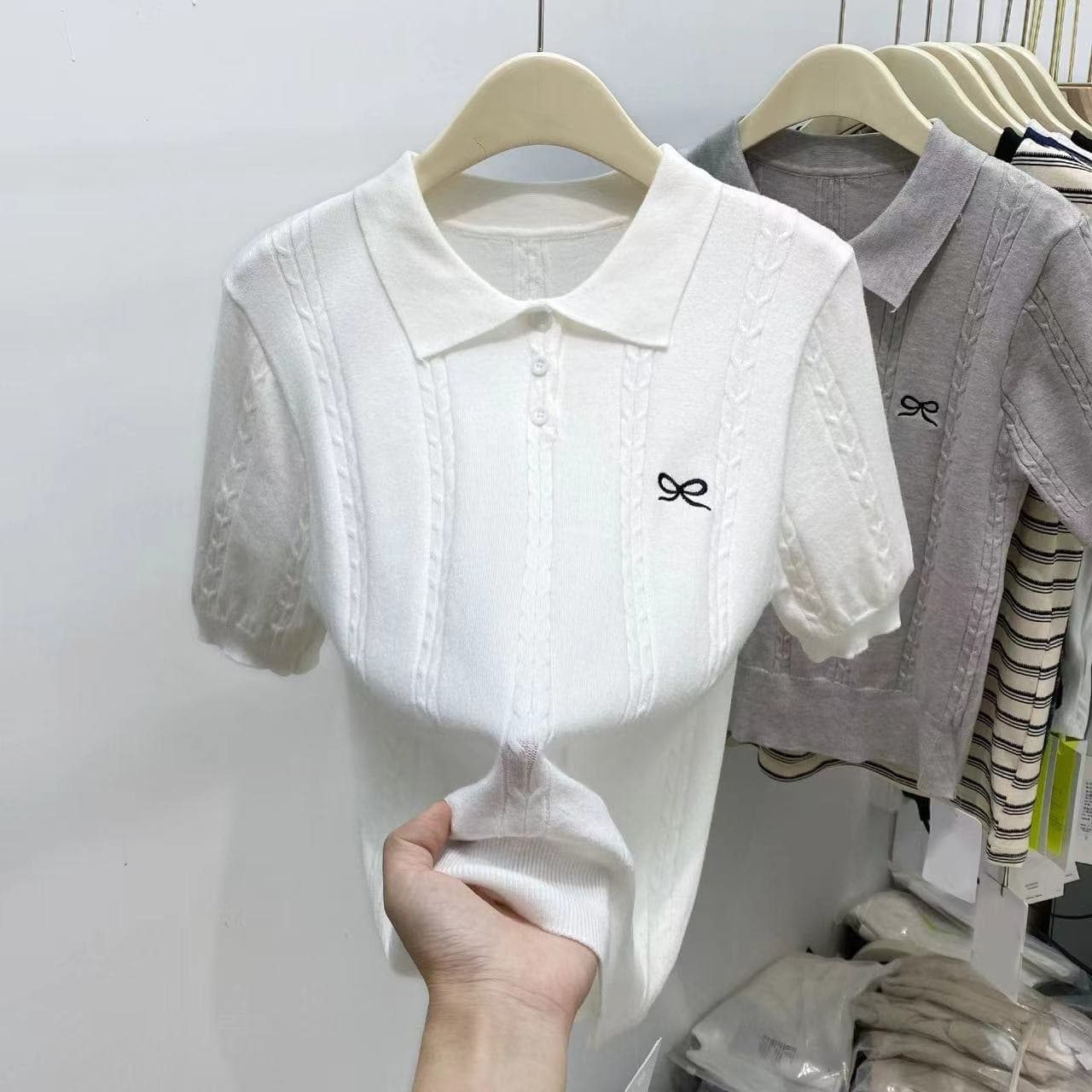 학원 스타일 꽈배기 니트 반팔 티셔츠 여성 여름 디자인 센스 나비 매듭 자수 polo 폴로 칼라 긍정적 인 어깨 의류 상세 이미지 10