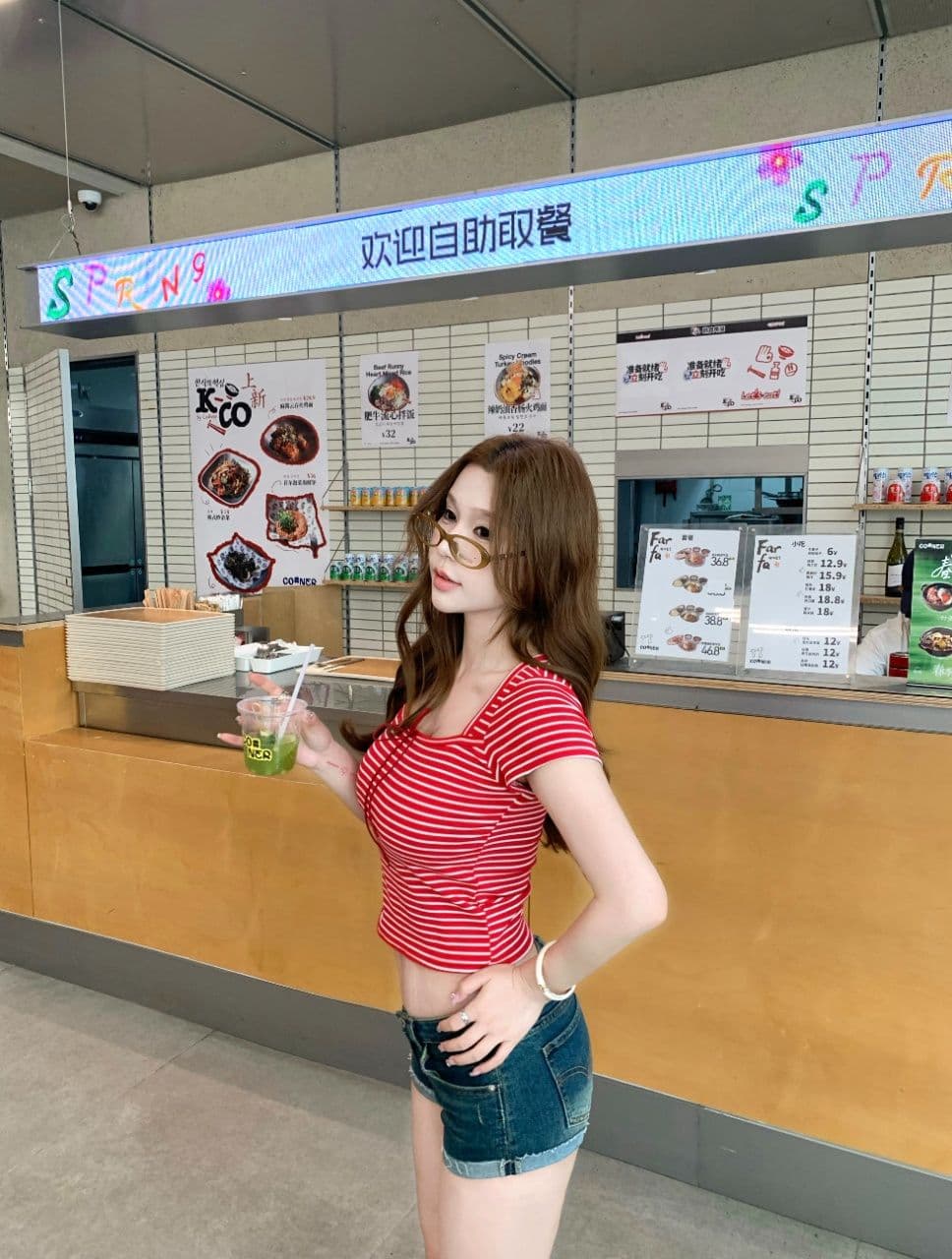 달콤한 차가운 핫걸 바람 스트라이프 반팔 광장 칼라 티셔츠 여성 여름 새로운 몸매 가꾸기 슬림해 보이는 패션 켜기 벨트 가슴 패드 상세 이미지 10