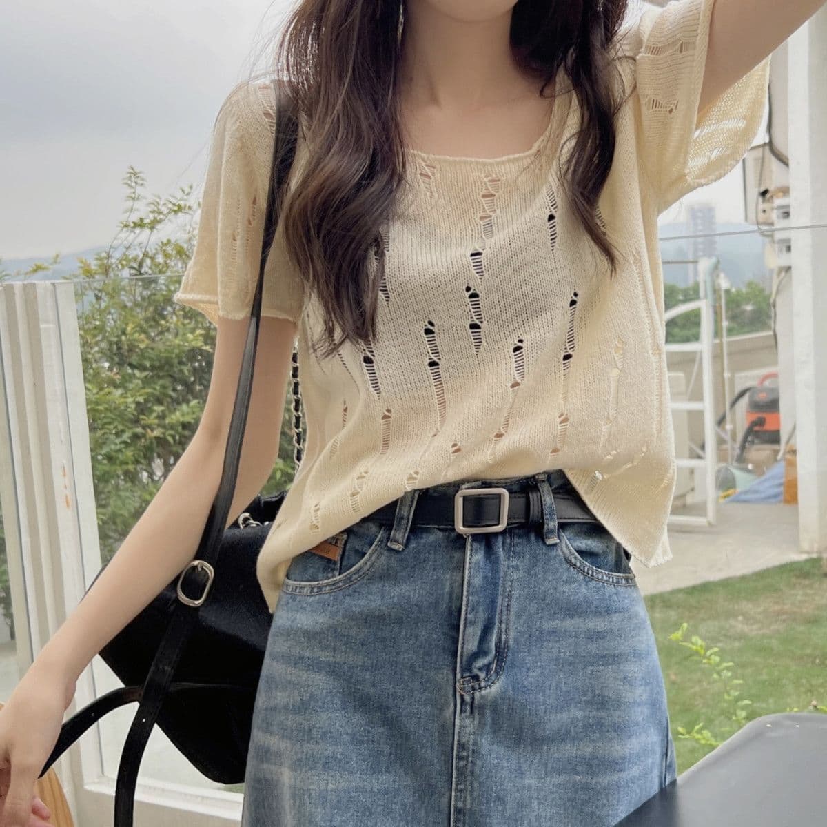 디자인 센스 작은 대중 홀로우 아웃 찢어진 부분 표지 고기 니트 스웨터 여성 여름 루즈핏 얇은 스타일 외부 가져 가라. Chic 반팔 맨위 트렌디 상세 이미지 23