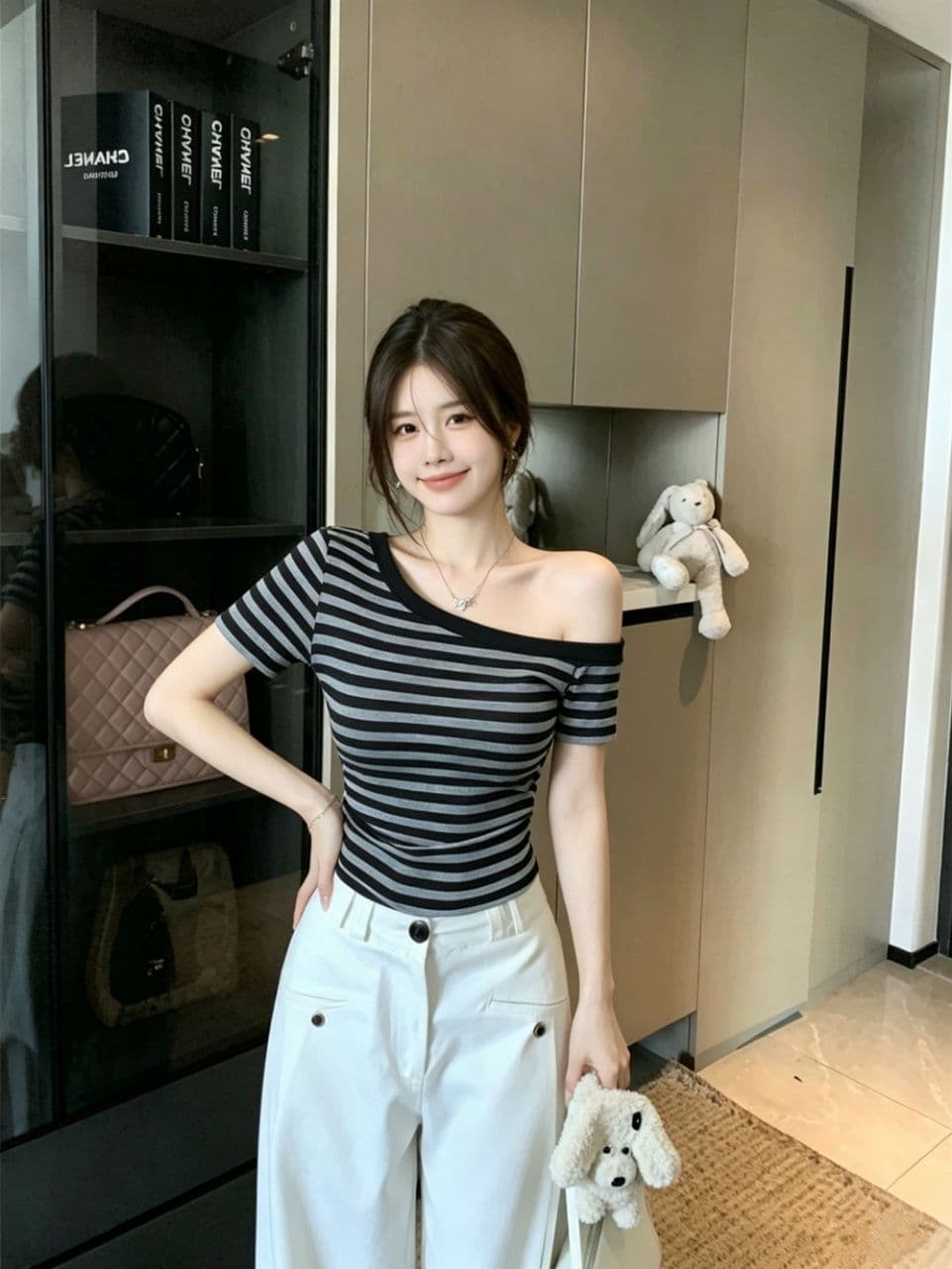 비스듬한 어깨 스트라이프 반팔 티셔츠 여성 2026 여름 새로운 몸매 가꾸기 슬림해 보이는 ins Chic 작은 대중 오프숄더 인사이드 잡아라. 의류 상세 이미지 10