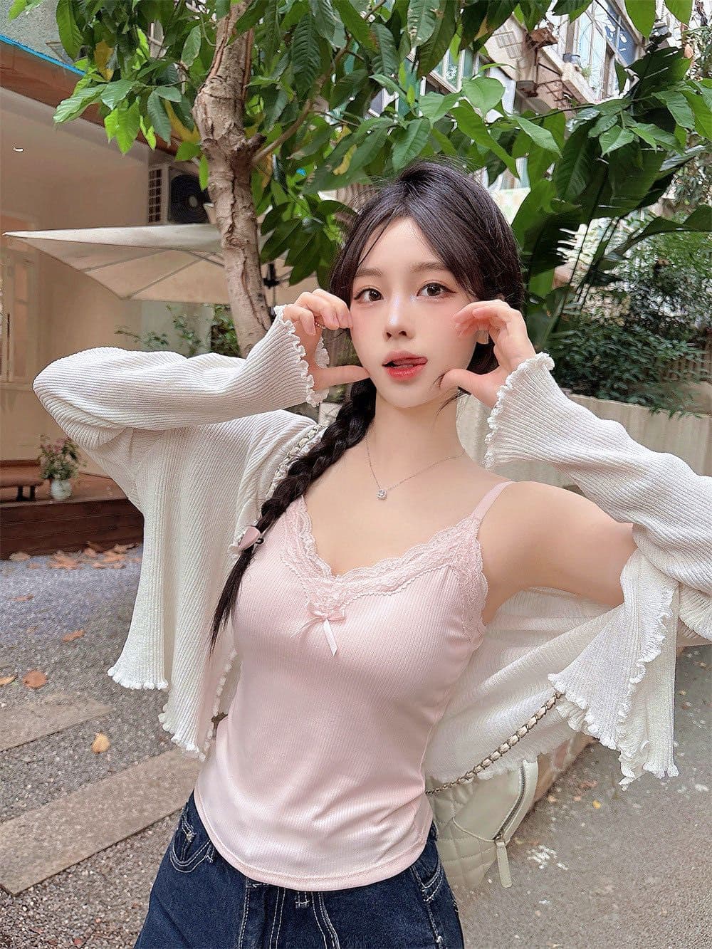 프랑스식 수 있습니다. 조정 벨트 가슴 패드 순수한 욕망 레이스 V넥 캐미솔 봄 외국 가스 맨위 인사이드 가져 가라. 기본 셔츠 상세 이미지 7